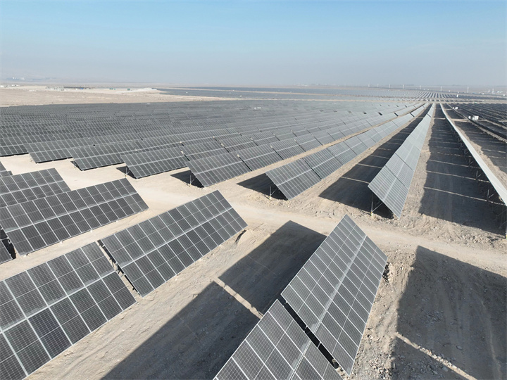 中鐵科工集團新疆拜城240MWp