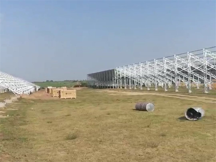 內(nèi)蒙通遼畜牧互補光伏電站